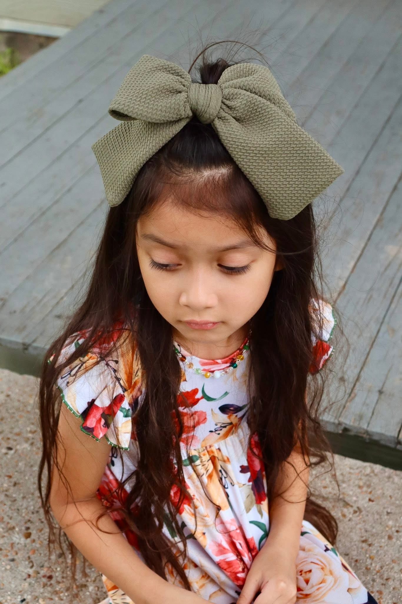 Neutral Bouquet Collection Party Bow