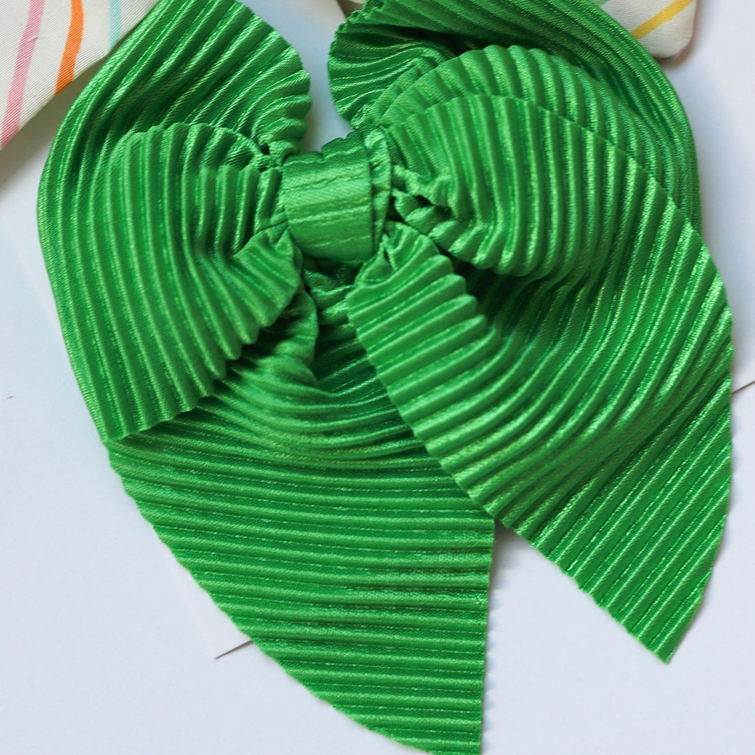 Green Pleated Swanky bow