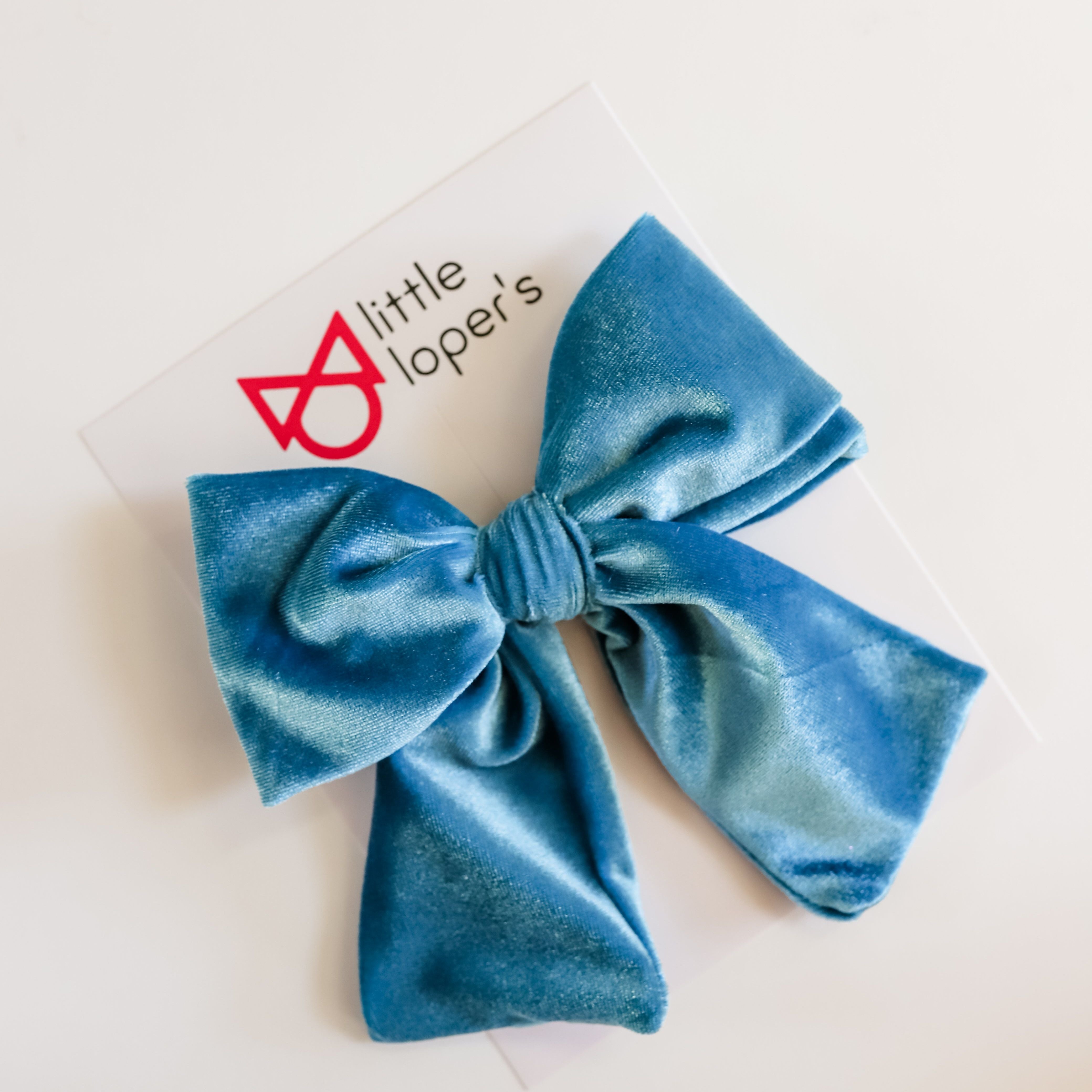 Winter Blues Oversized Bow