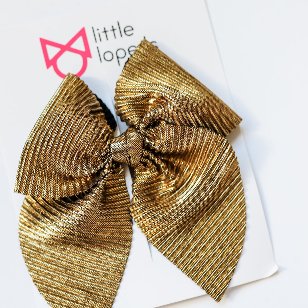 Solid Gold Pleated bow