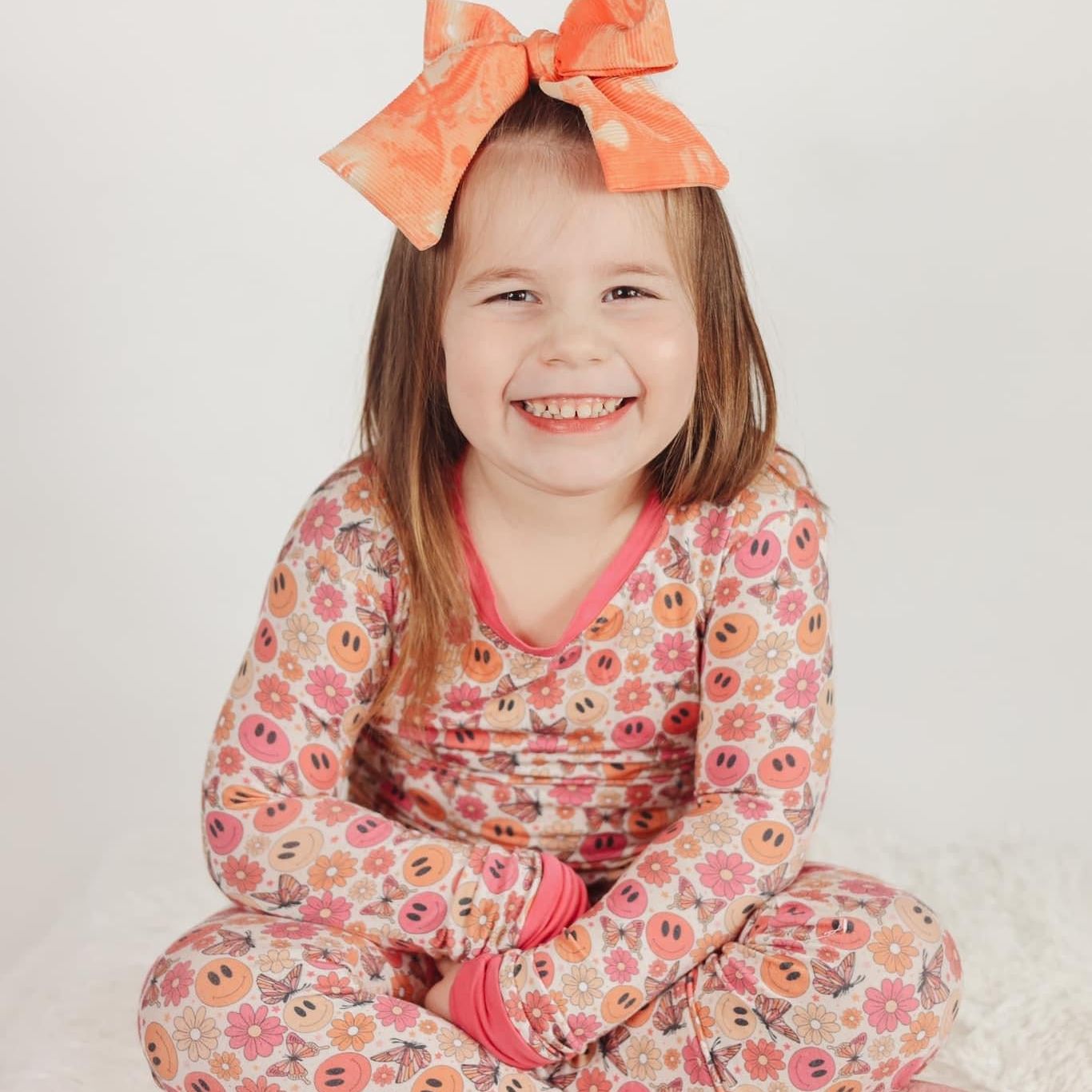 Splash of Colors Party Bows