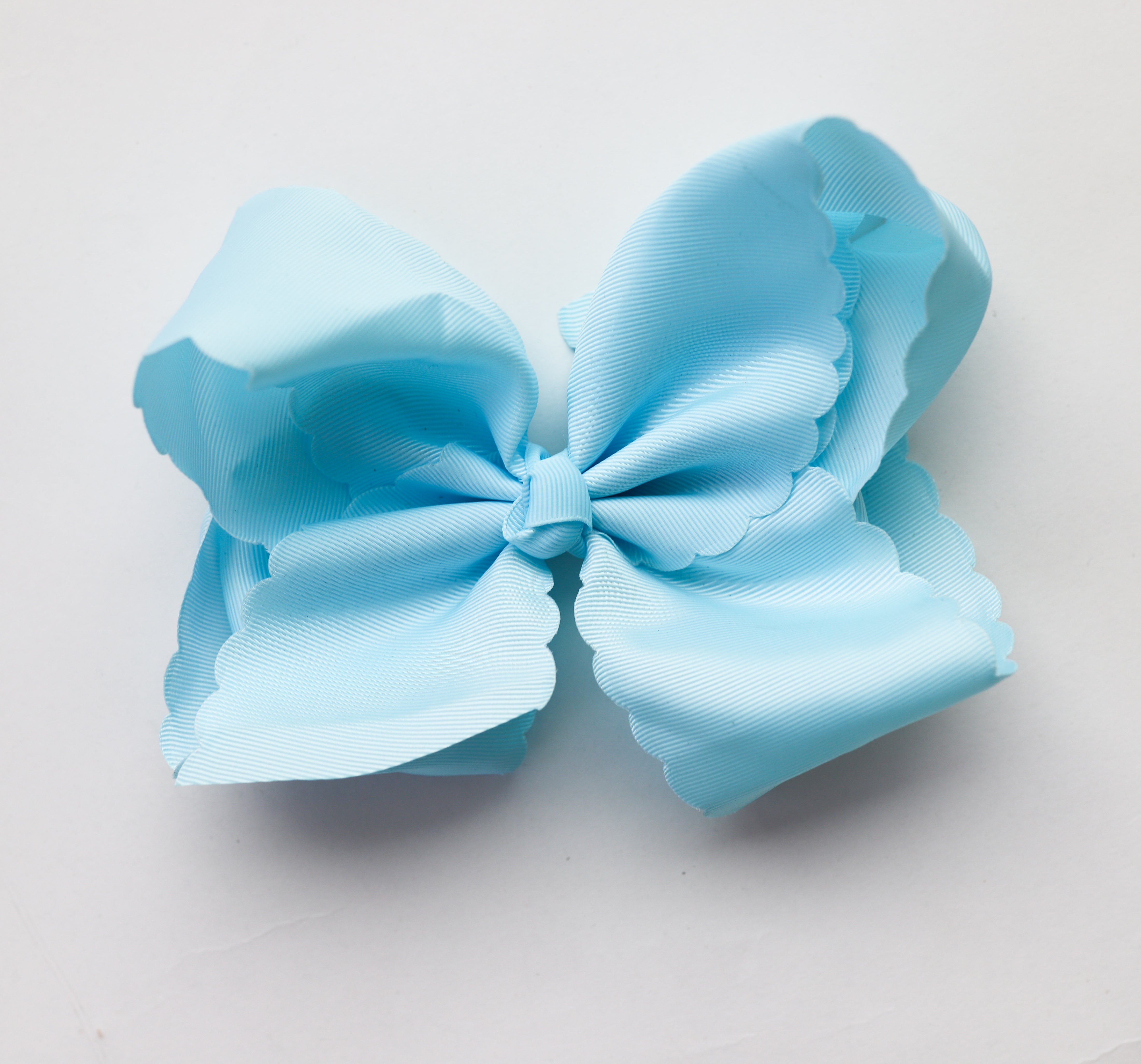 New 8 Inch Scalloped Ribbon Bows