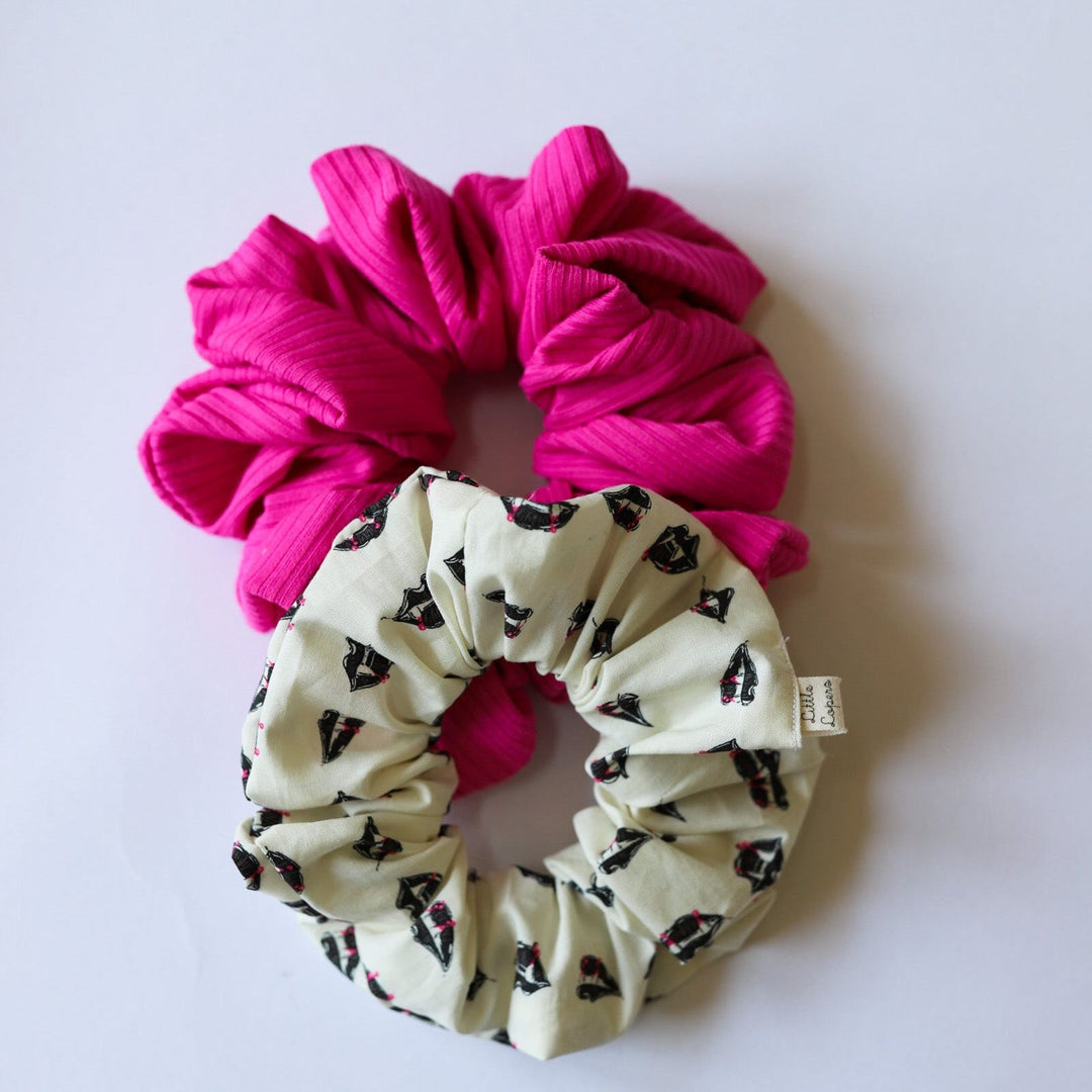 Chic Fangs Scrunchie Set