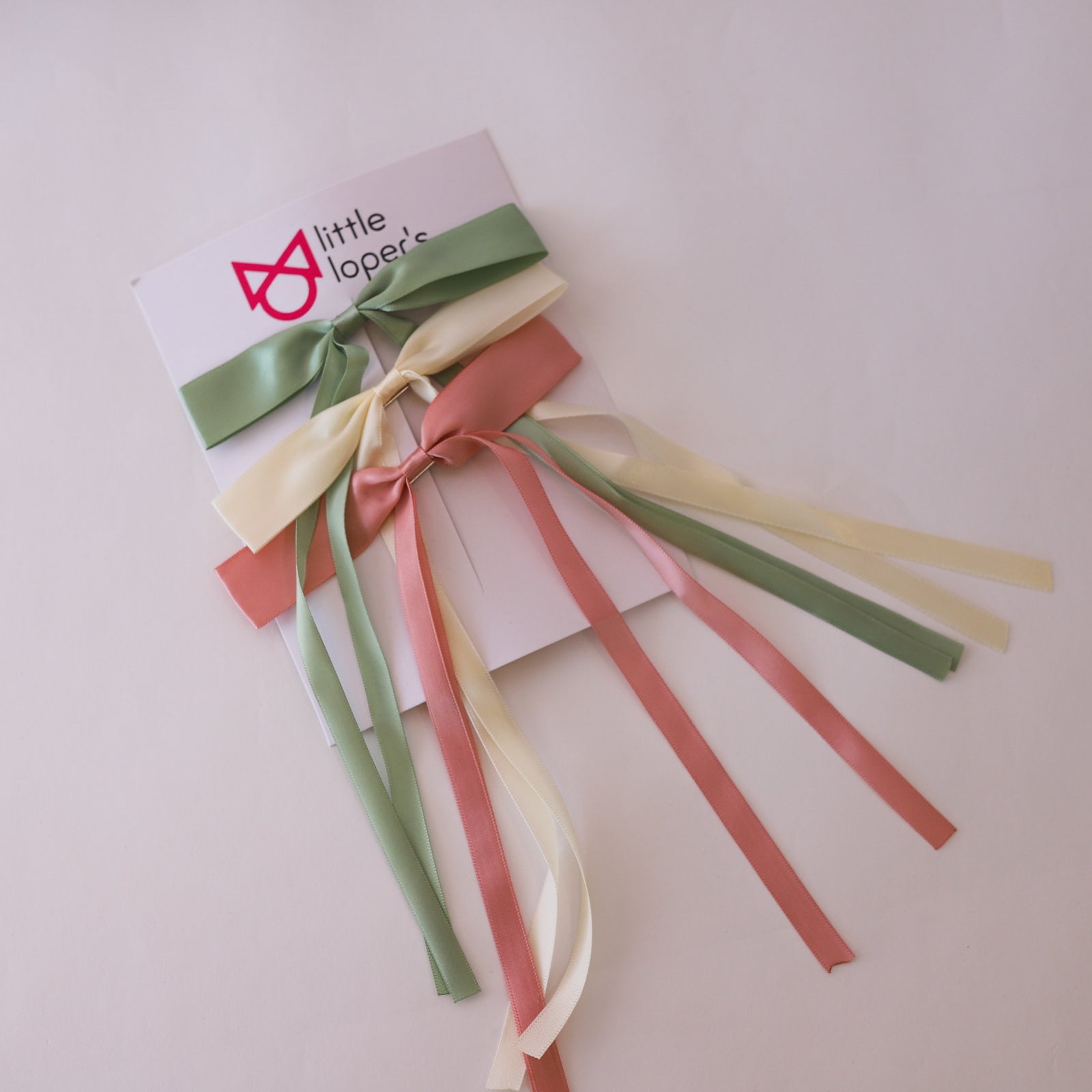 Dainty Long Tail Ribbon bow