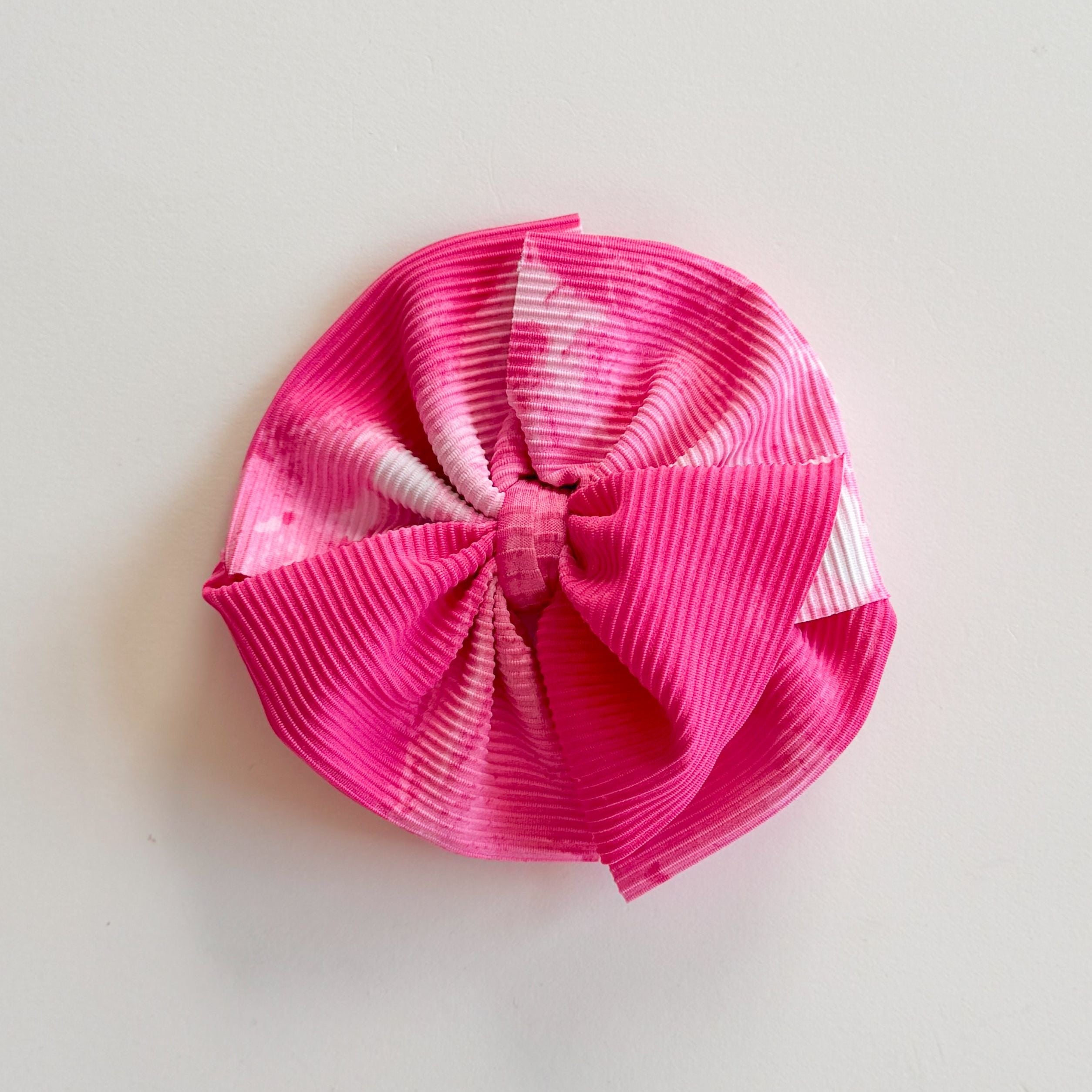 Splash of Pink Bow