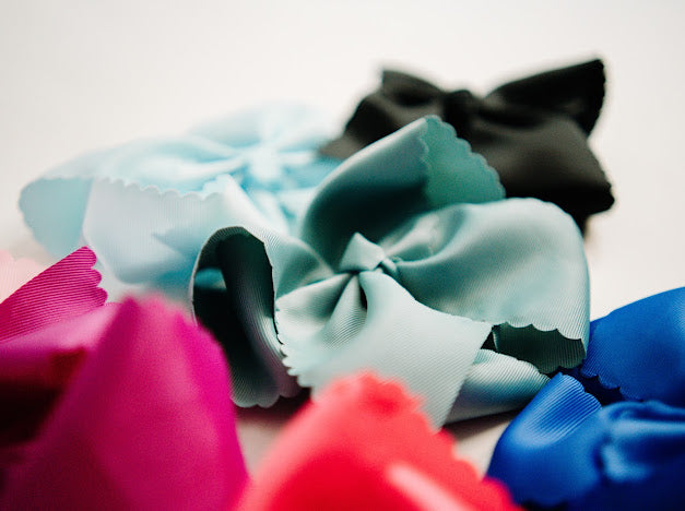 New 8 Inch Scalloped Ribbon Bows