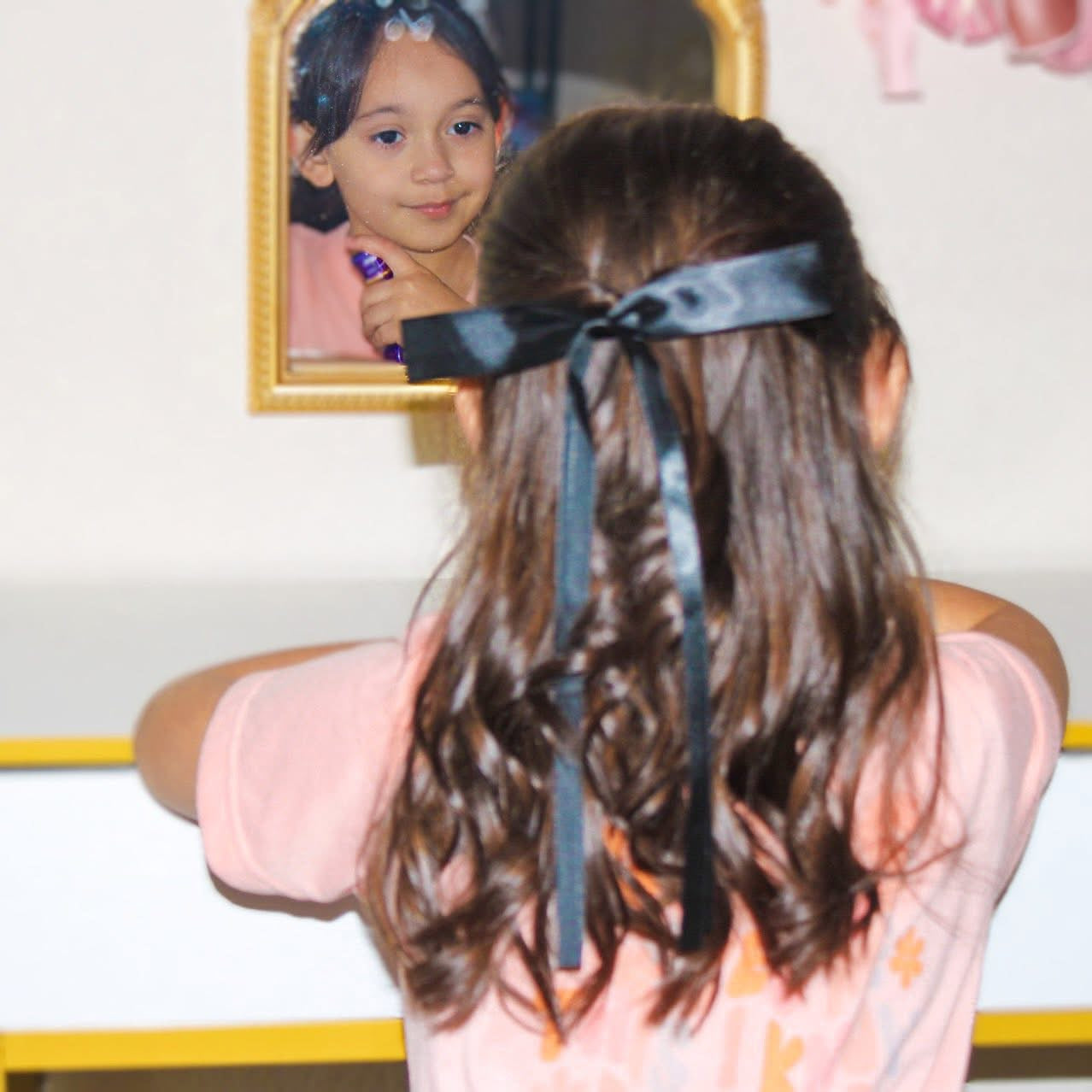 Dainty Long Tail Ribbon bow