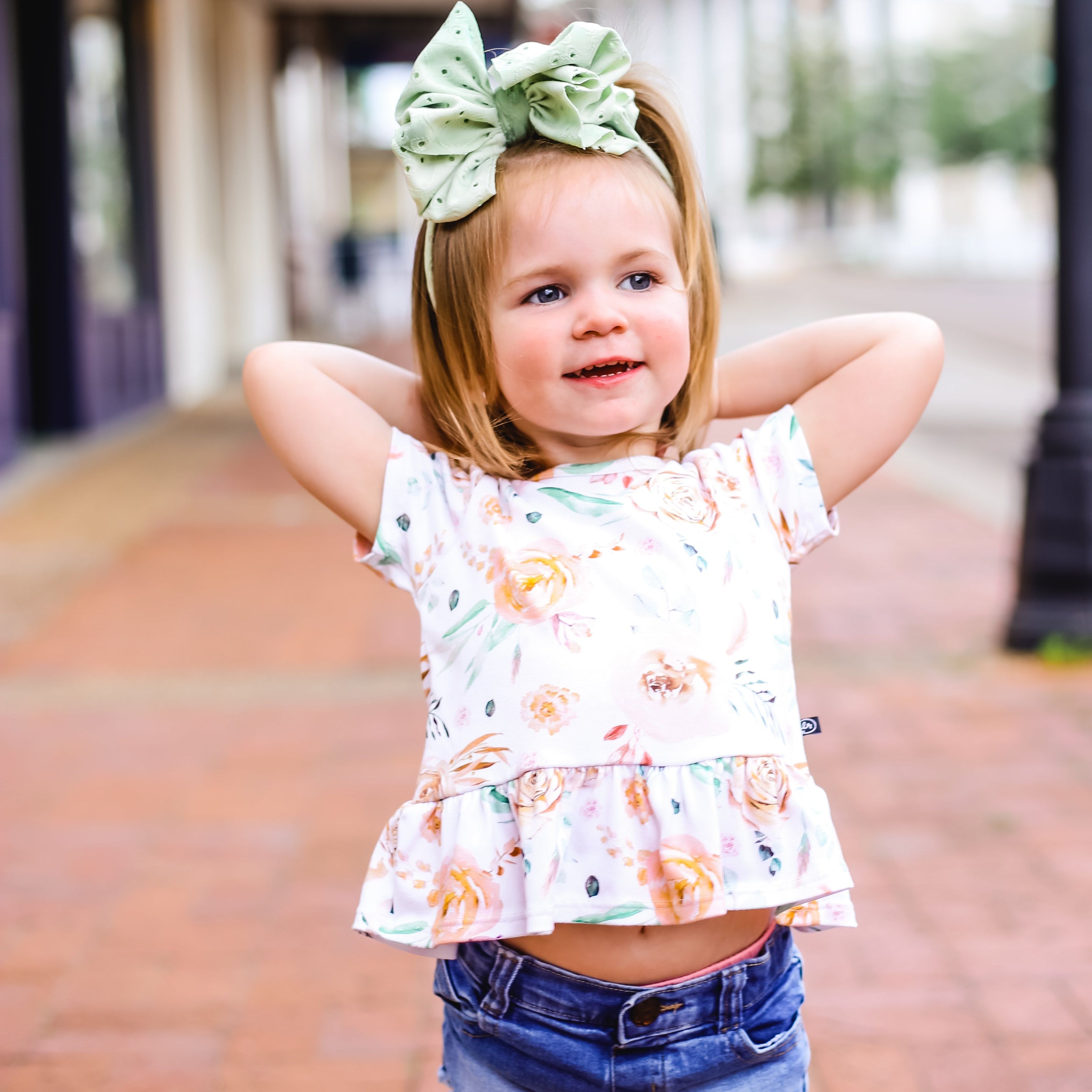 Green Eyelet