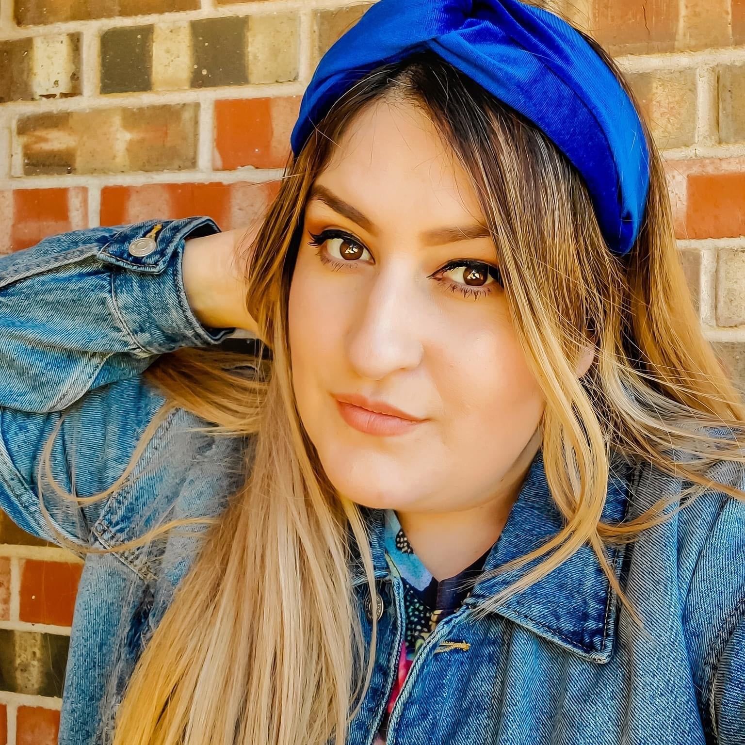 BOHO WITH A TWIST VELVET HEADBAND