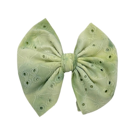 Green Eyelet