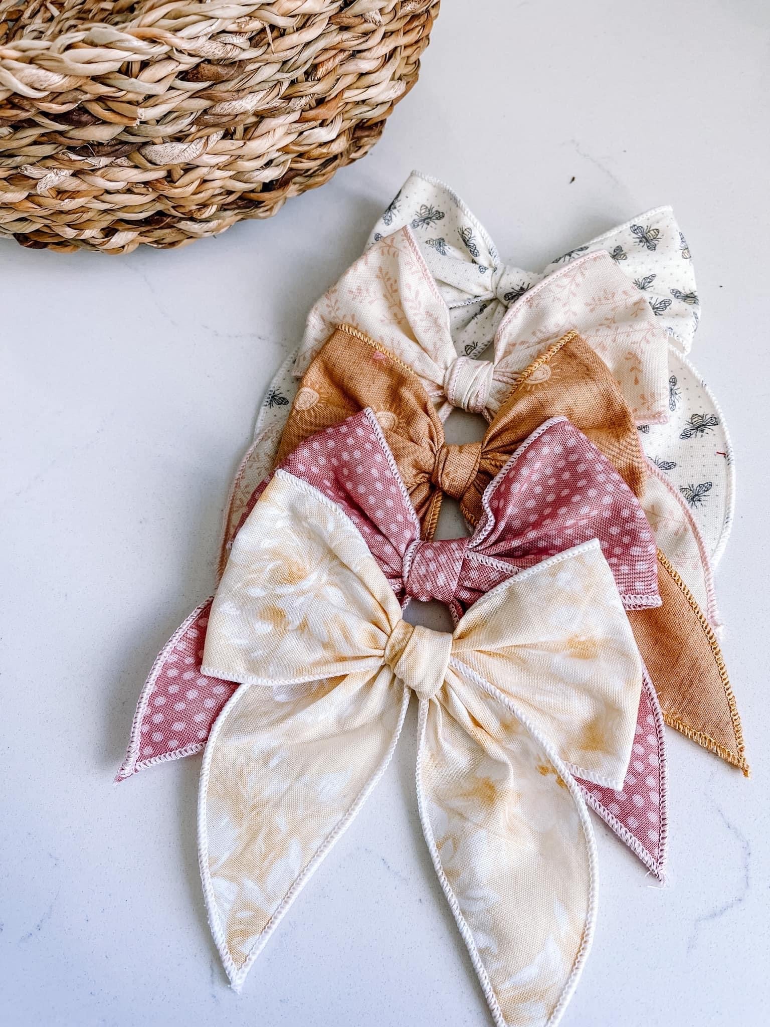 SWANKY BOWS