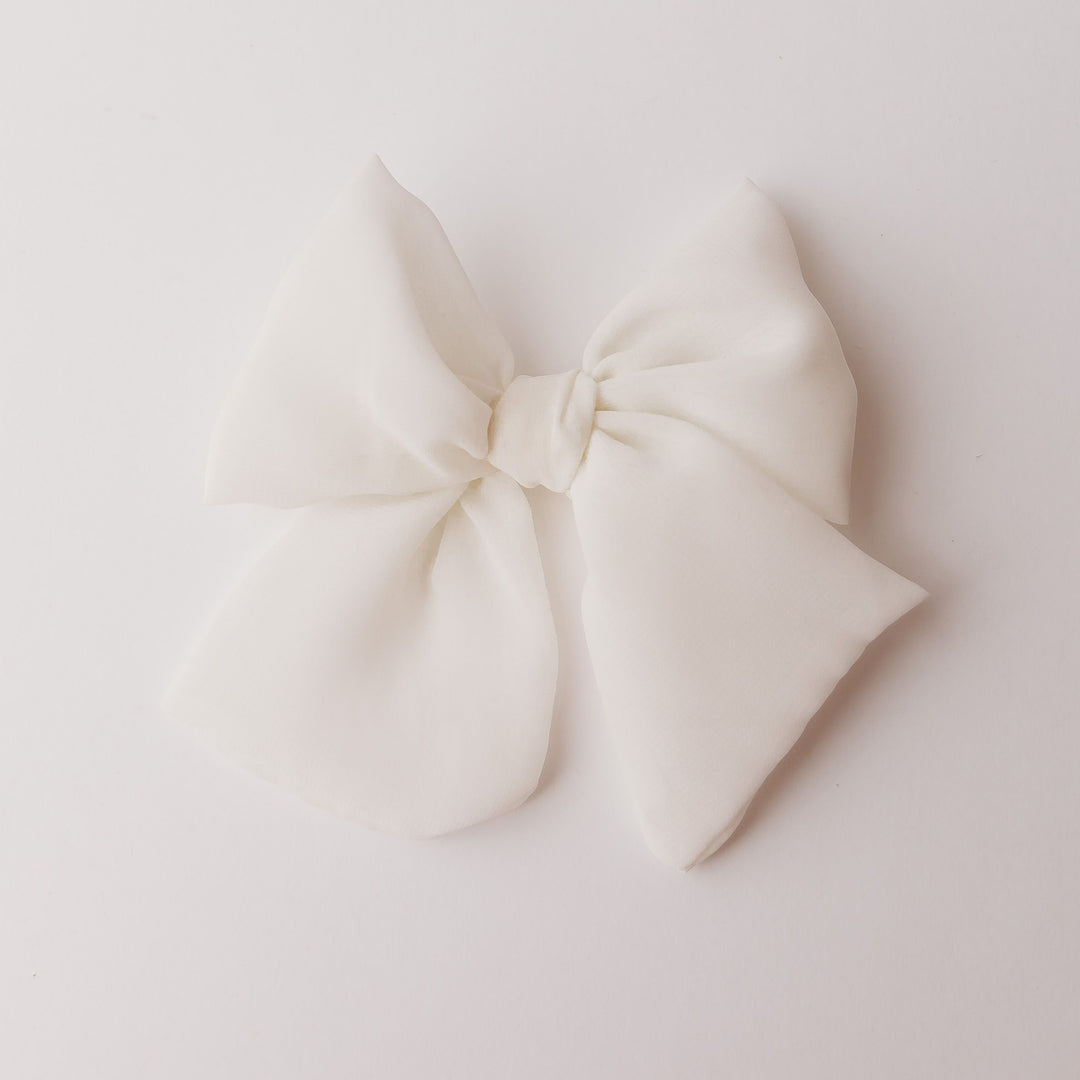 Airy Bow