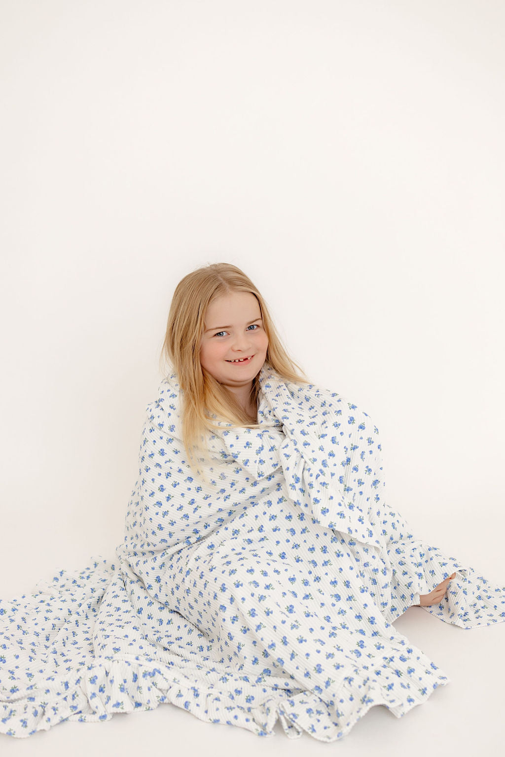 Dream Floral Double Ruffled Throw Blanket