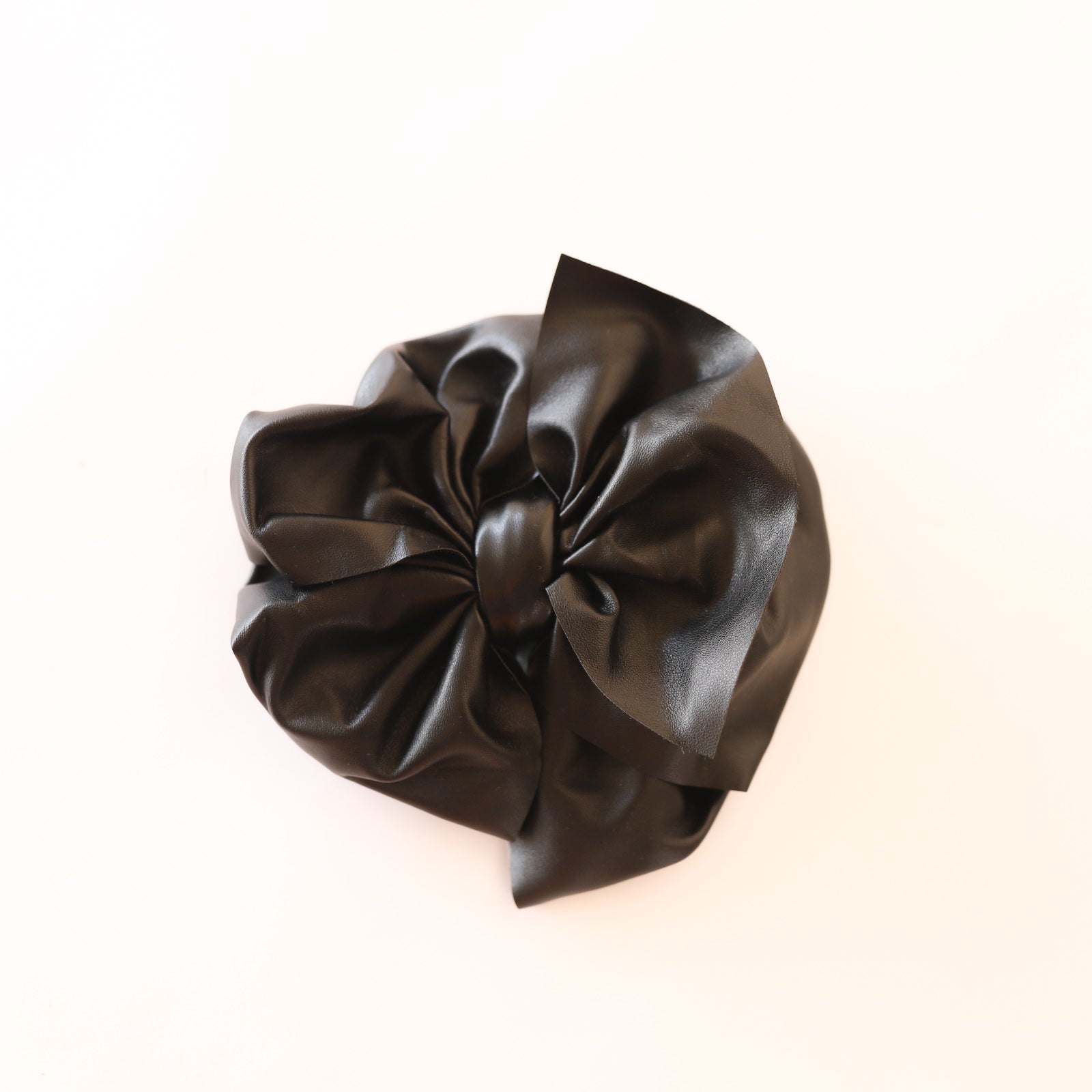 Black Pleater Big + Skinny Bow