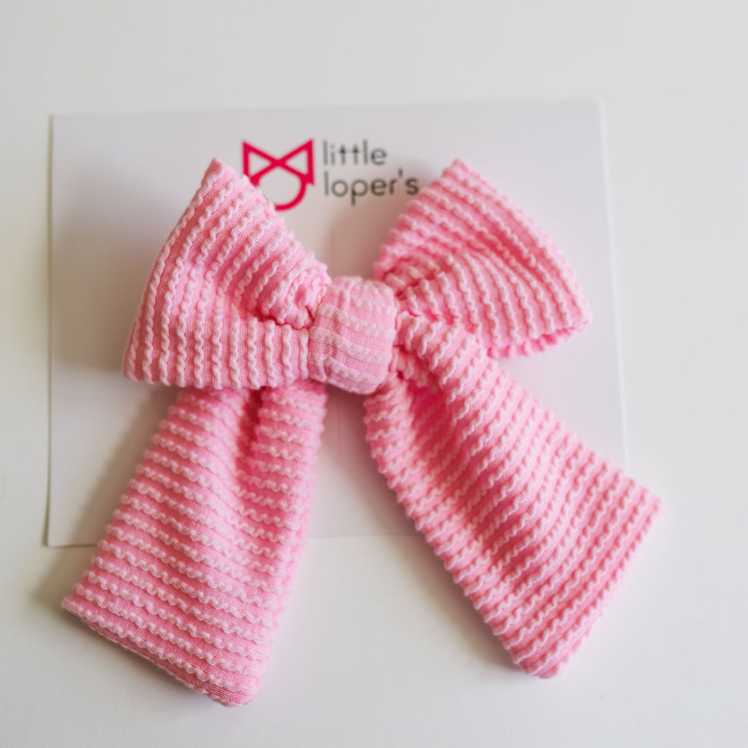 Cozy Ribbed Party Bows