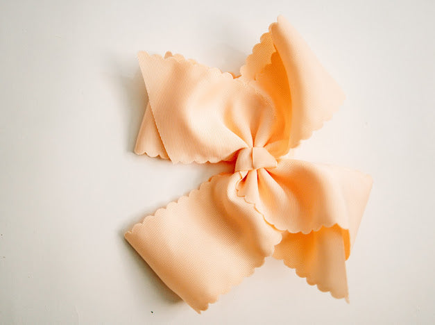 New 8 Inch Scalloped Ribbon Bows