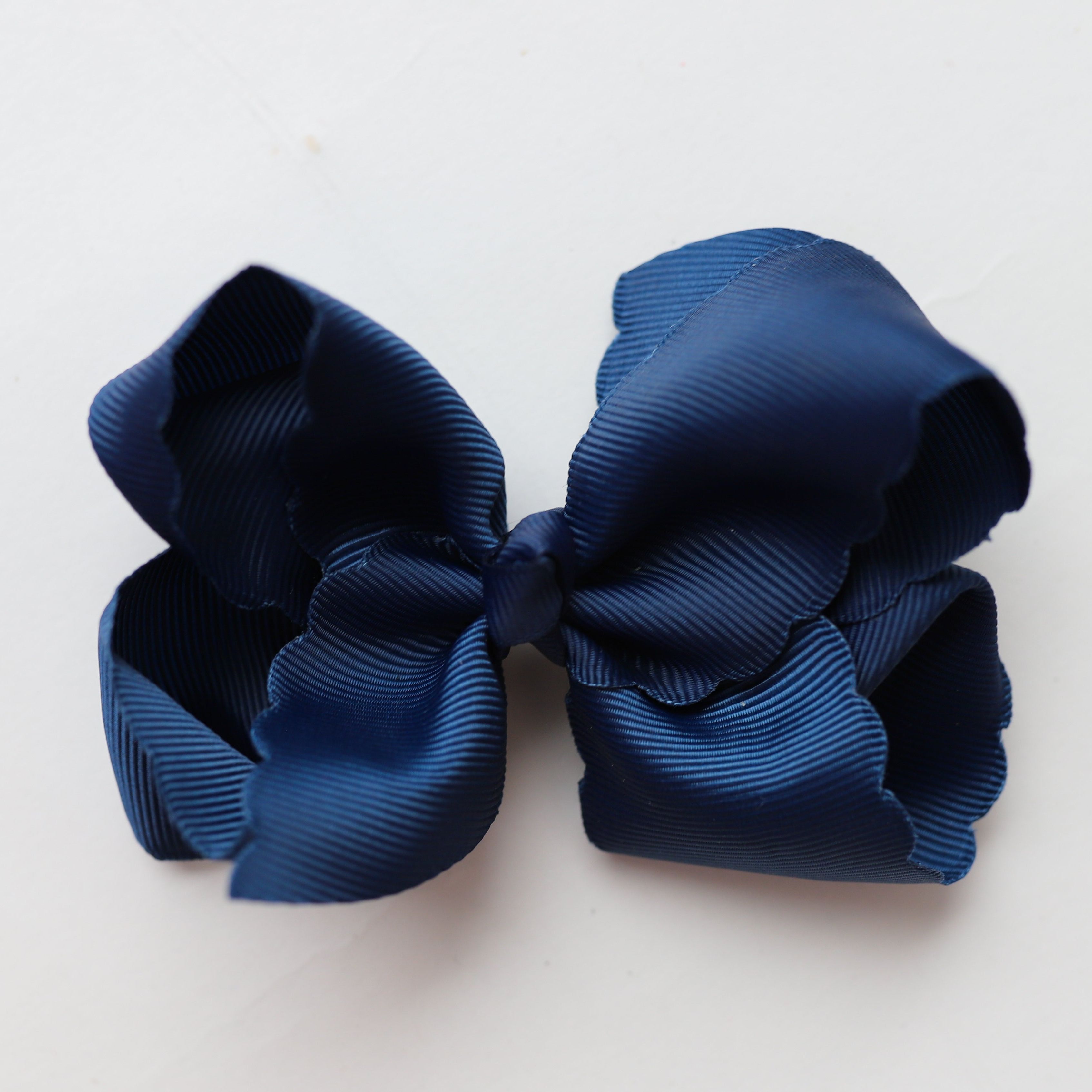 4 Inch Scalloped Ribbon Bows