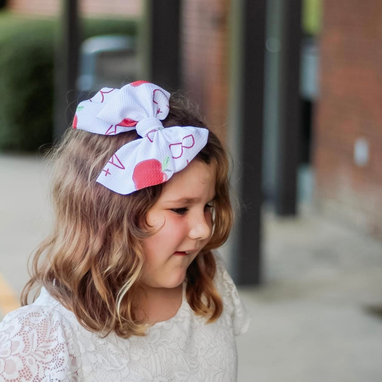 Apples A+ Collection Chunky Swanky Bow
