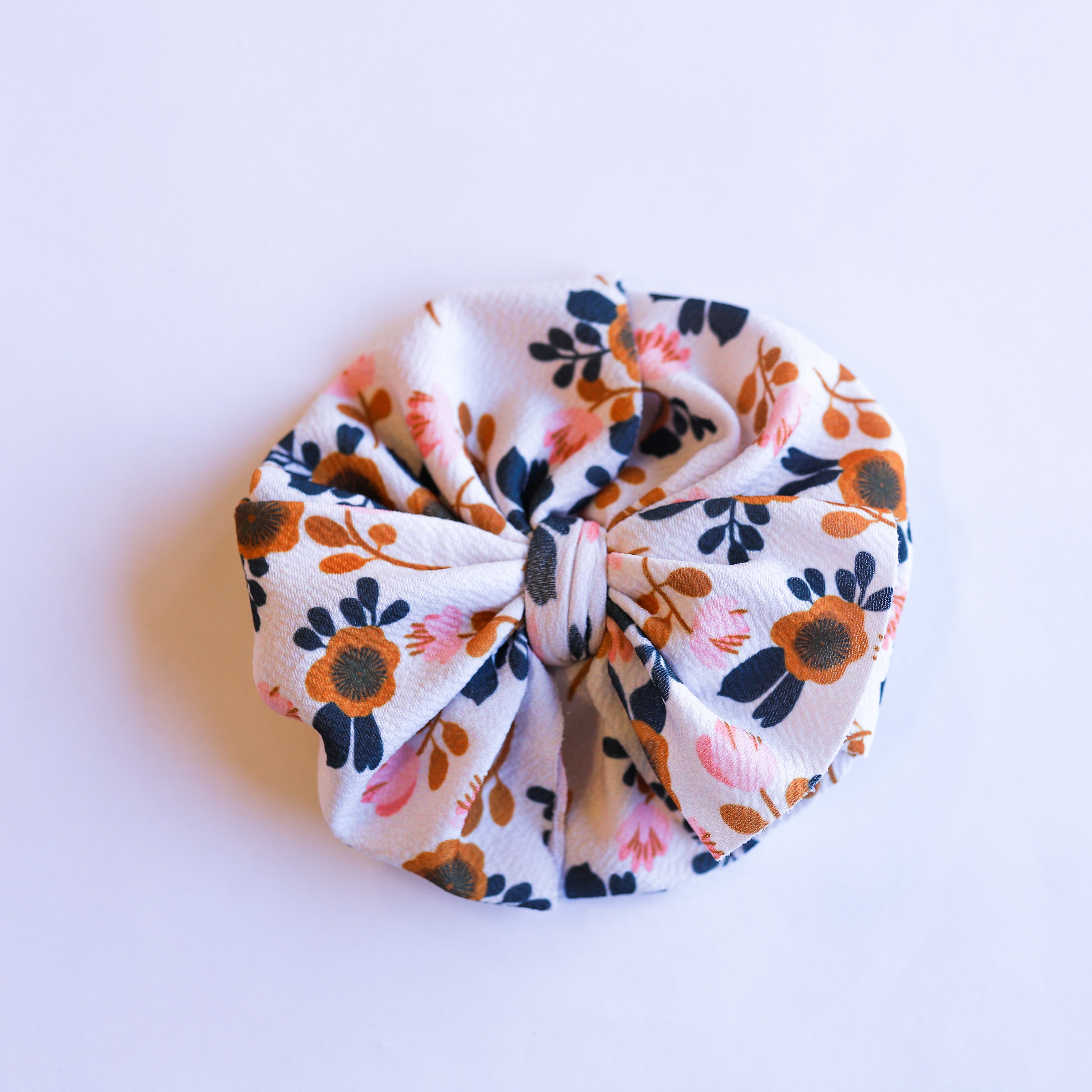 70s Floral Bow