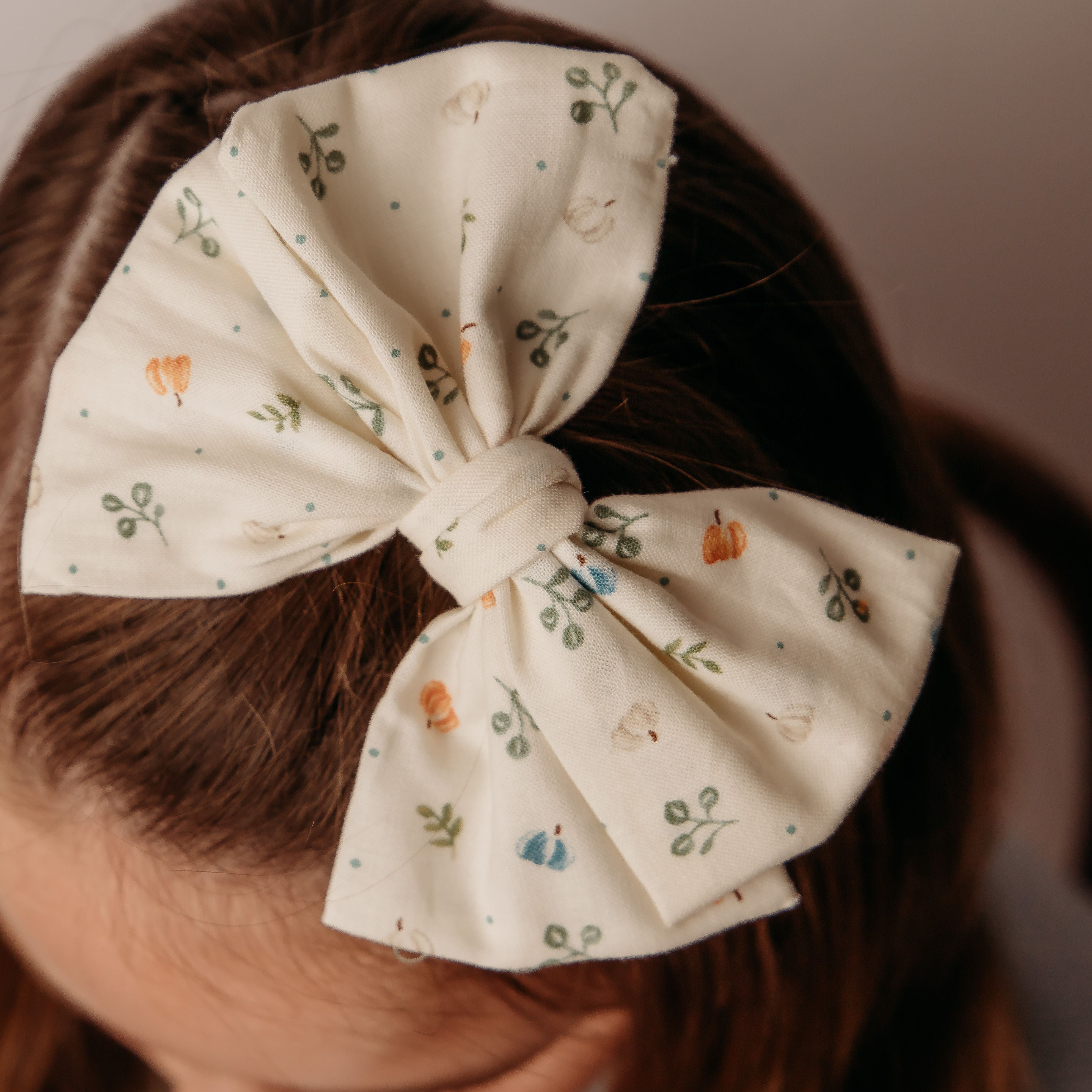 Dainty Pumpkin Bow Set