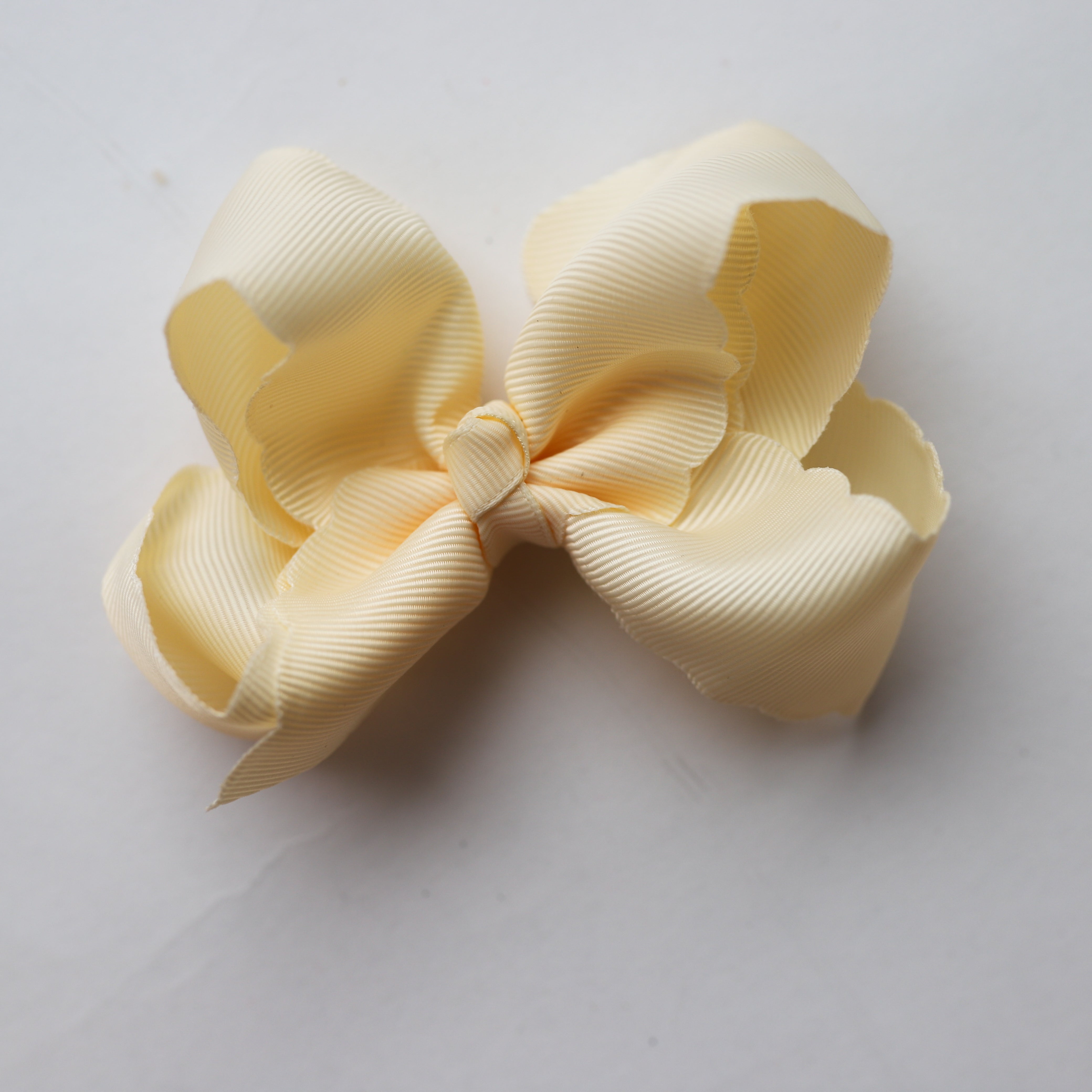4 Inch Scalloped Ribbon Bows