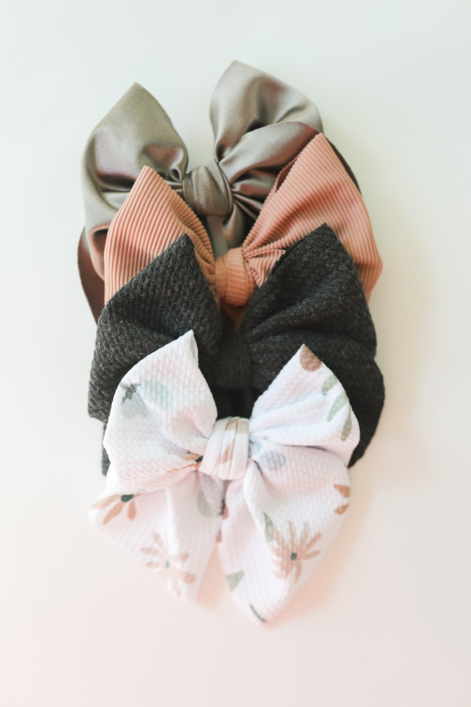 Cozy Neutrals Chunky Swanky Bows