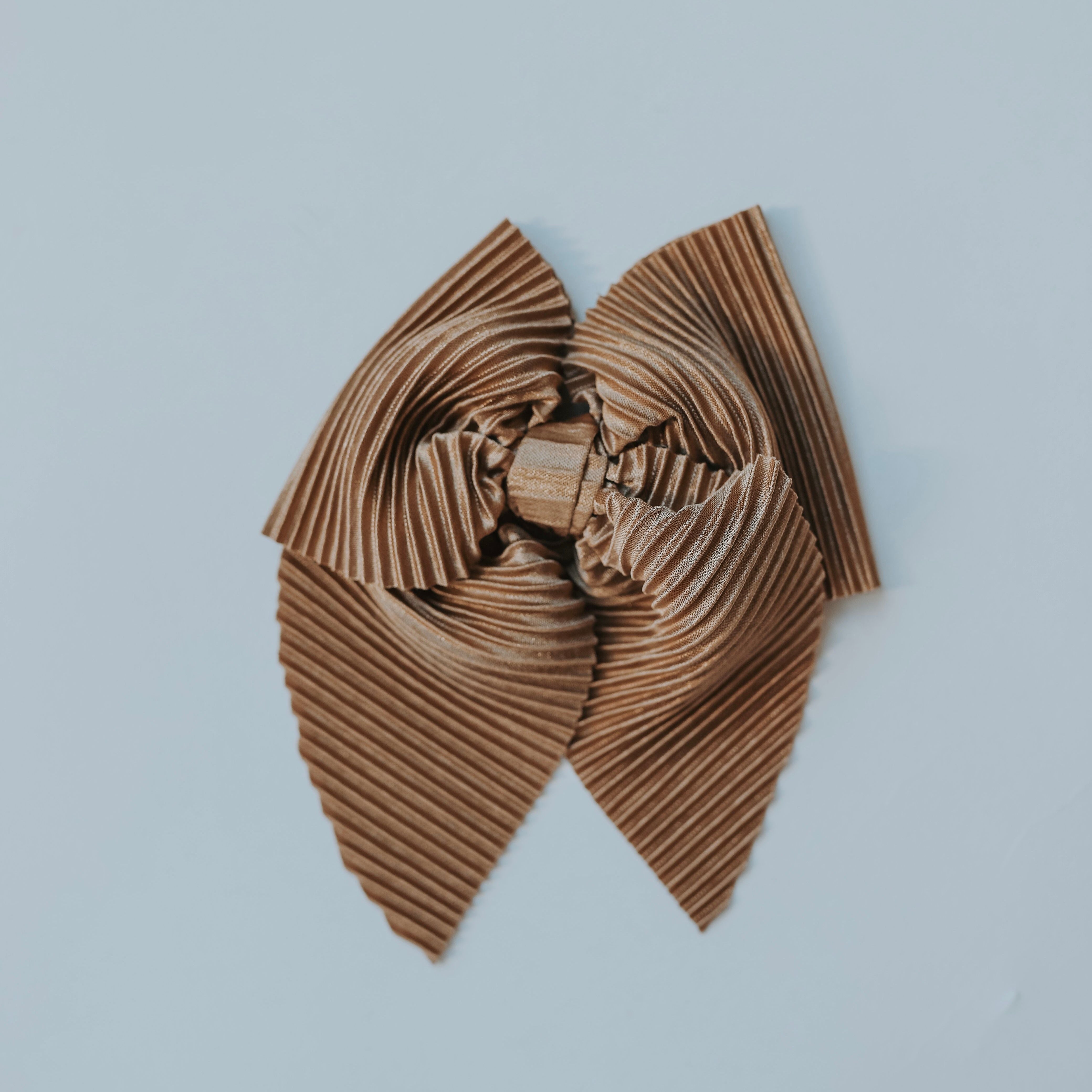Cocoa Pleated Swanky bow