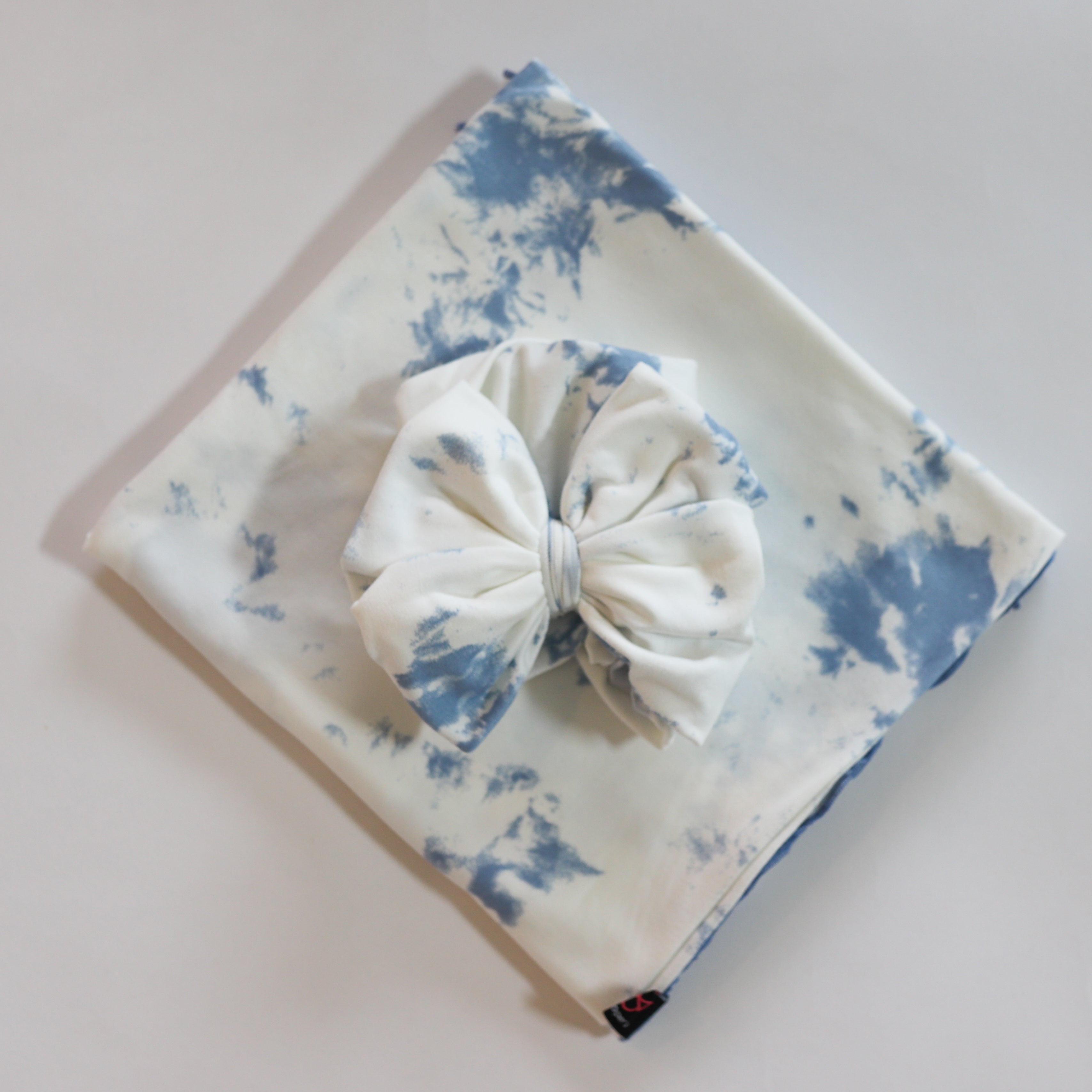 Baby Blue Tie Dye Swaddle Set