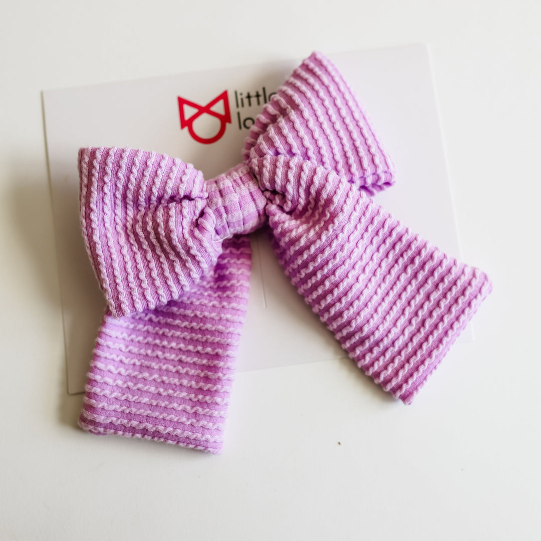 Cozy Ribbed Party Bows