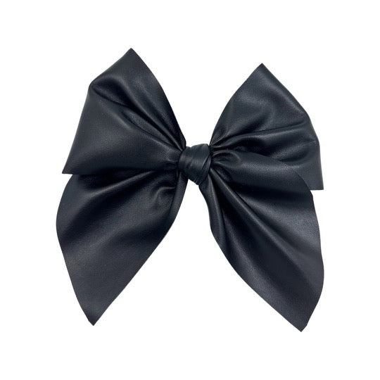 Medium Swanky Bows - Pleathers