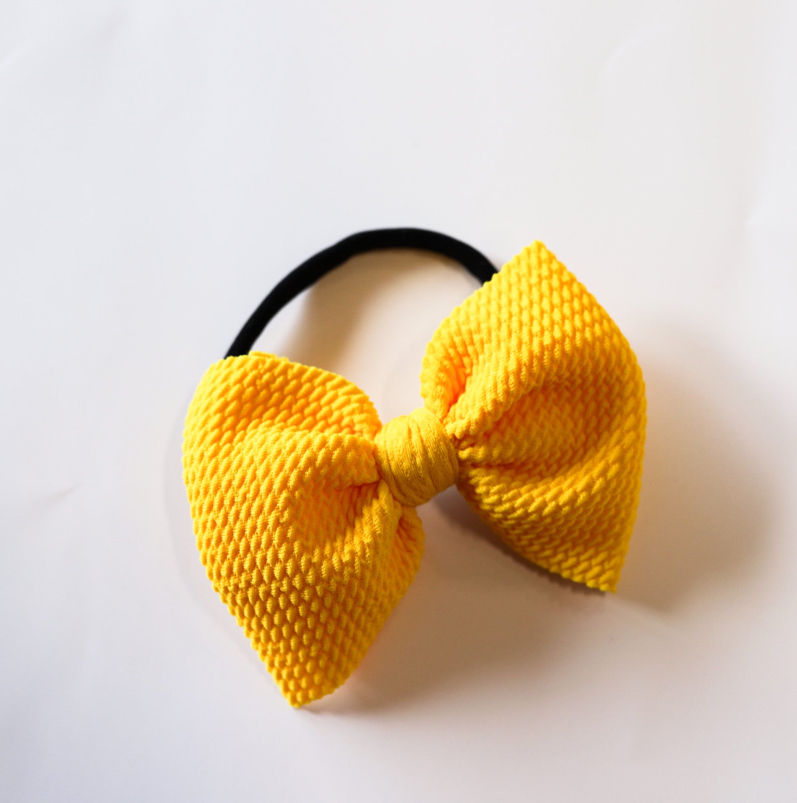 Bumblebee Bow