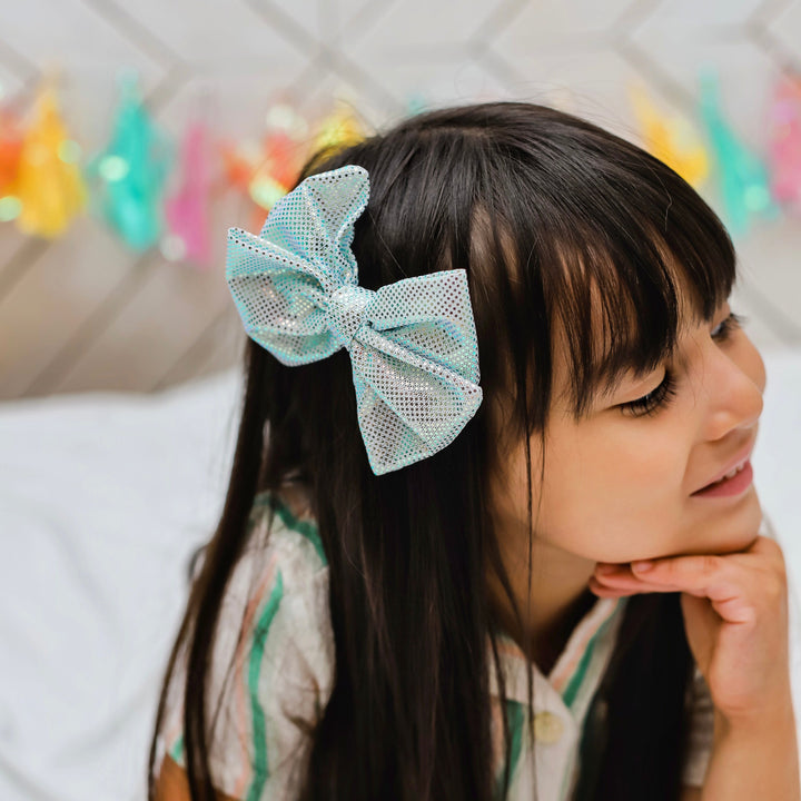 Fancy Butterfly Bow - Holographic Shimmer