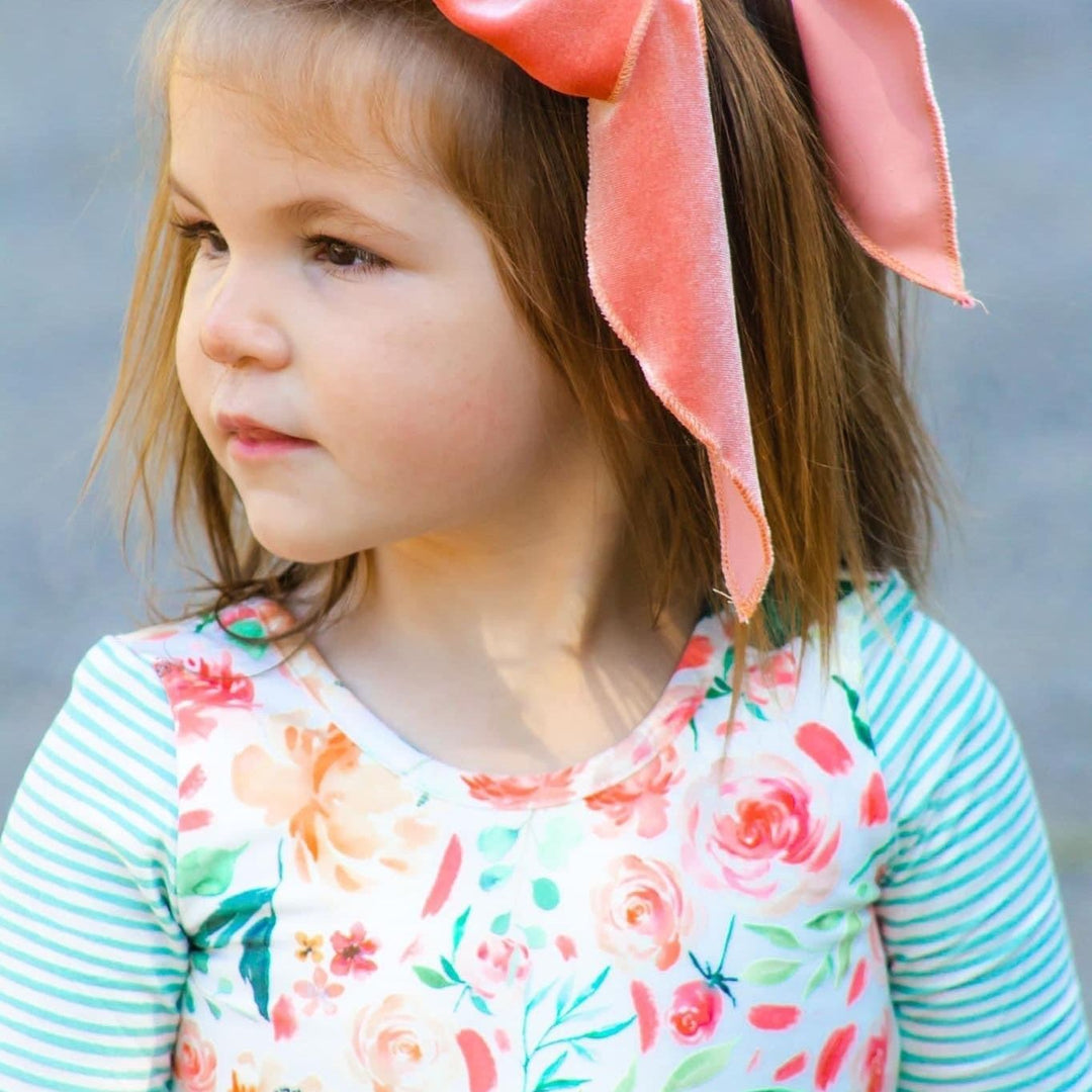 Swanky Velvet Bow Grab Bag