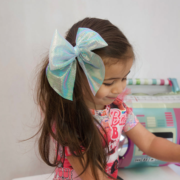 Medium Swanky Bows - New Raw Edge Shimmers