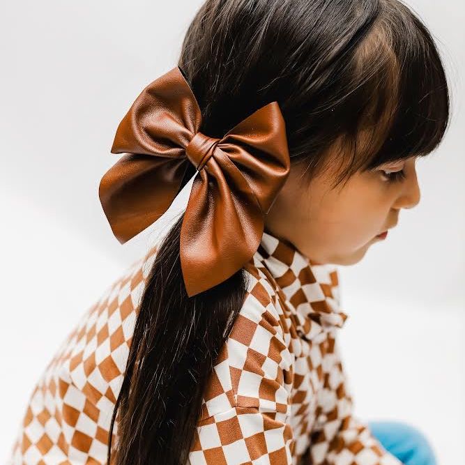 Medium Swanky Bows - Pleathers