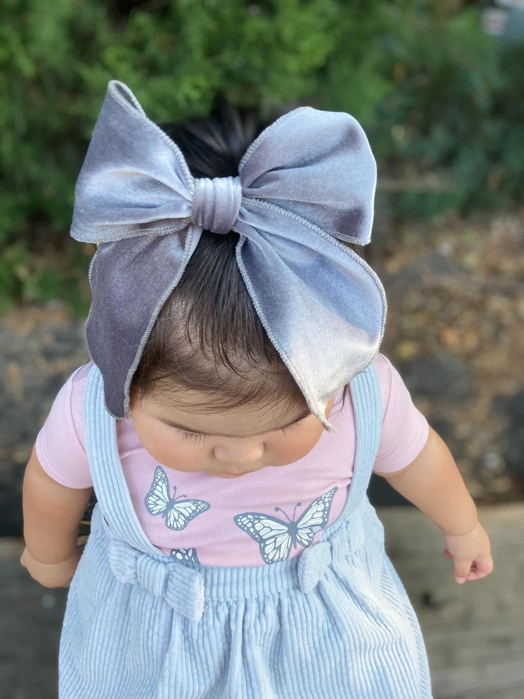Swanky Velvet Bow Grab Bag