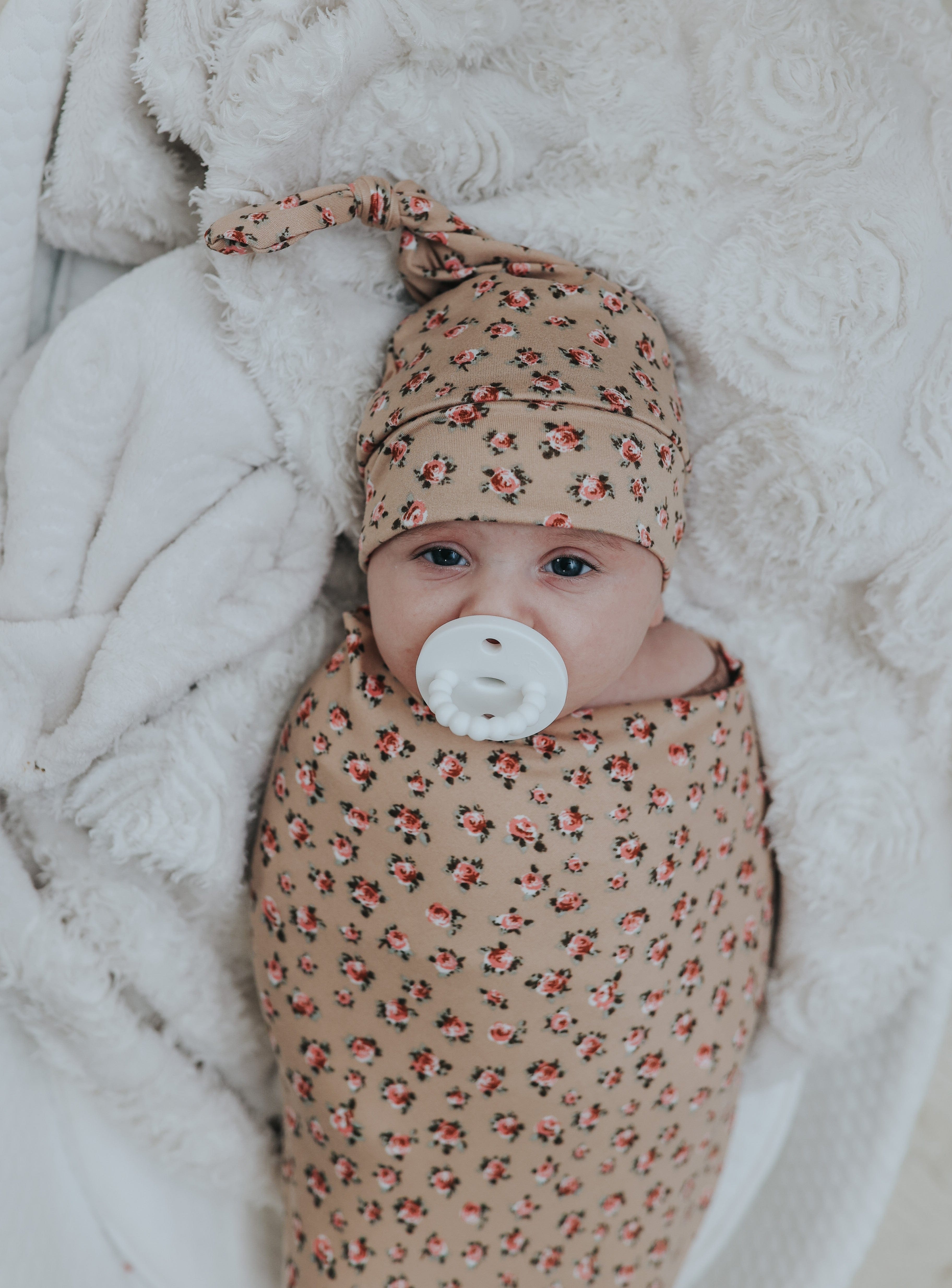 Tan Floral Swaddle Blanket Set