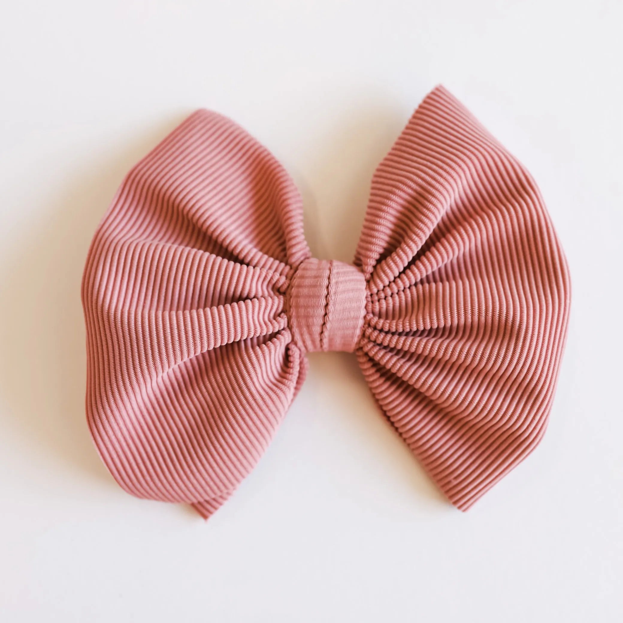 Ribbed Rose Bow