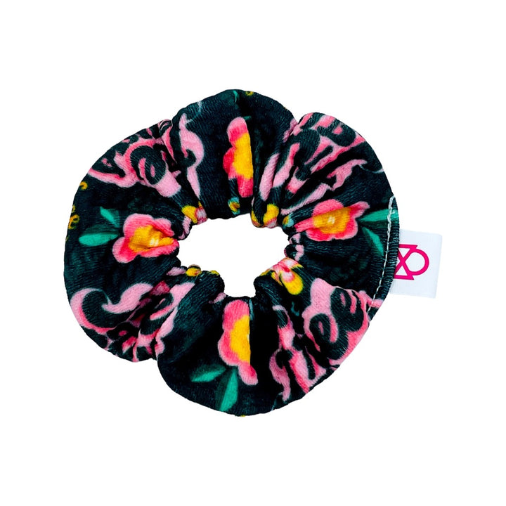 Free Hugs Scrunchie