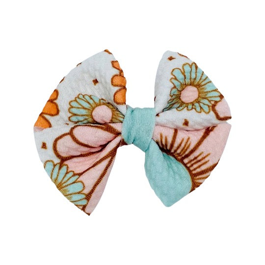Daisy Floral Butterfly and Dainty