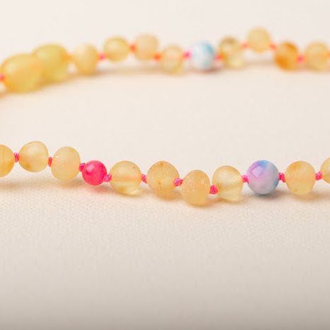 Baltic Amber Teething & Pain Jewelry in 'Mia'