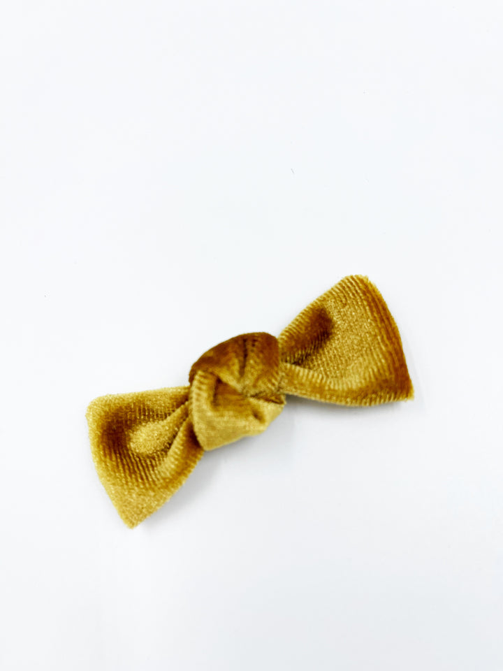 LITTLE KNOTTY BOW VELVET CLIP