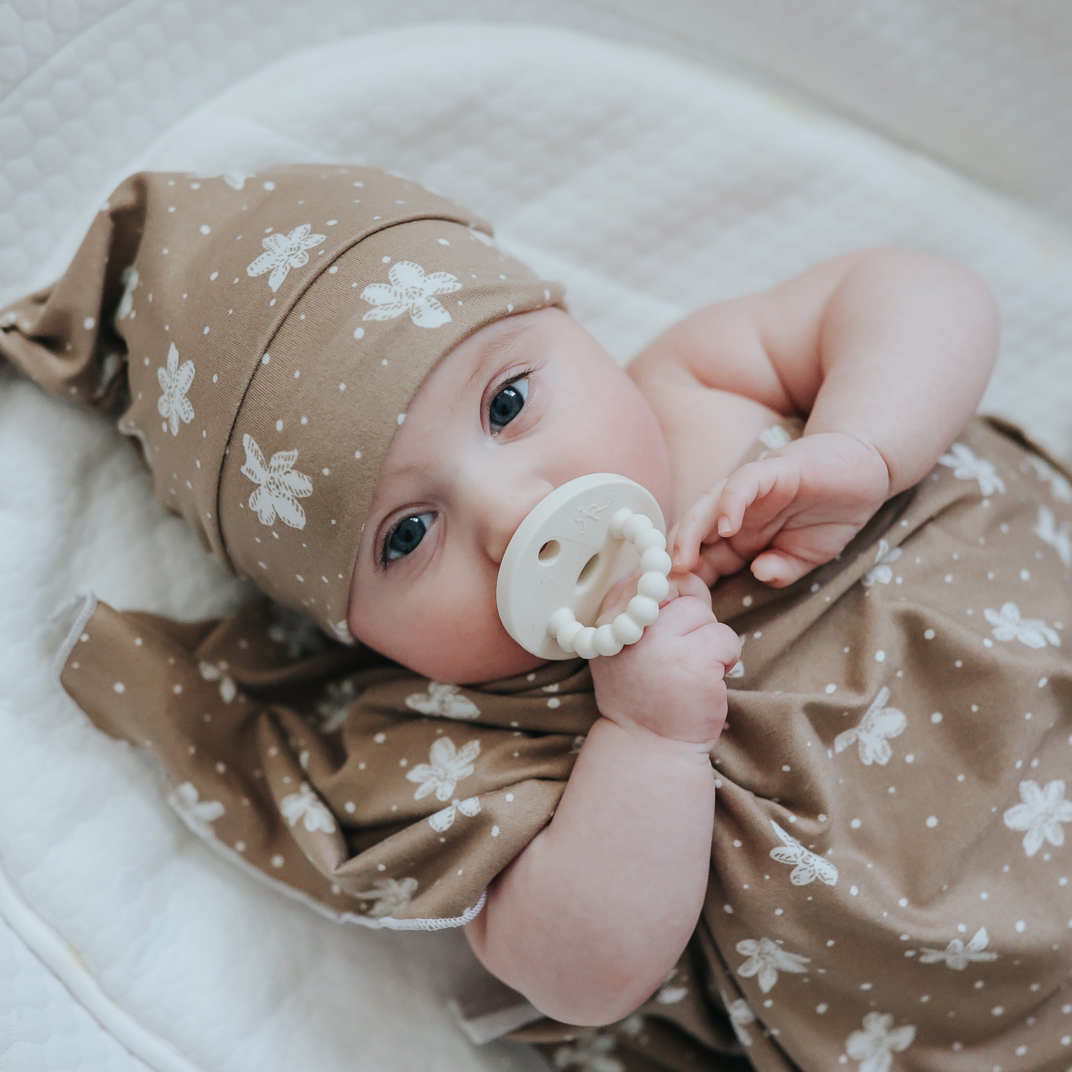 Mocha Floral Swaddle Blanket Set