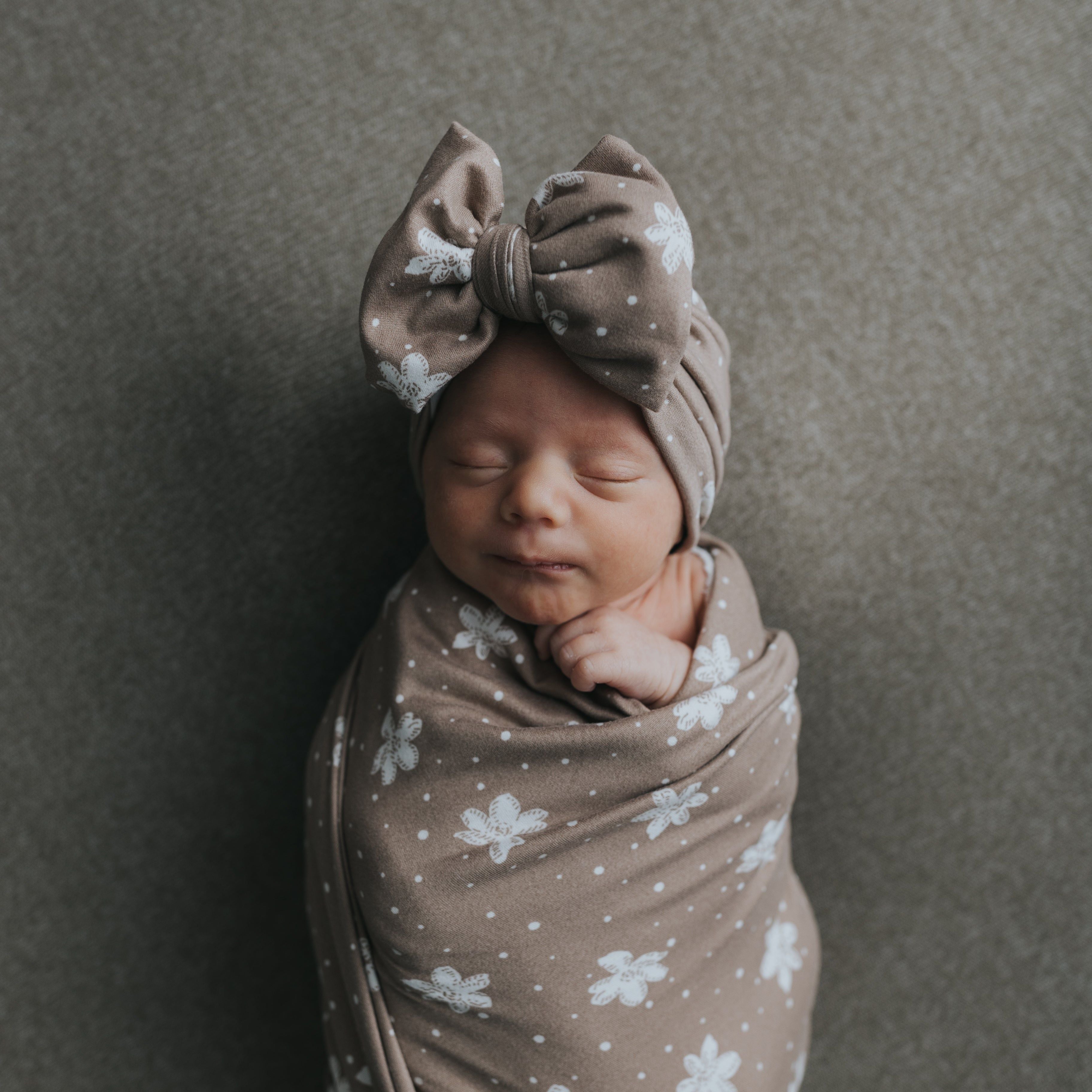 Mocha Floral Swaddle Blanket Set