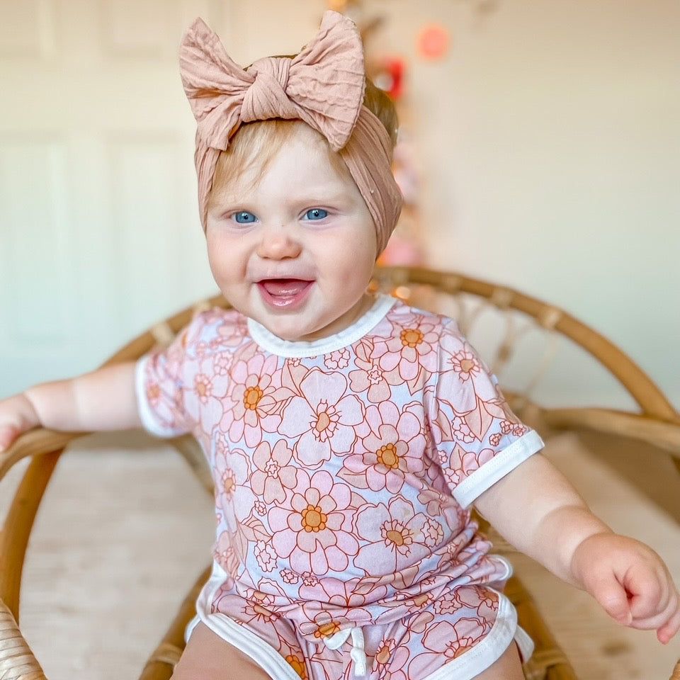Cable Knit Knot Bows
