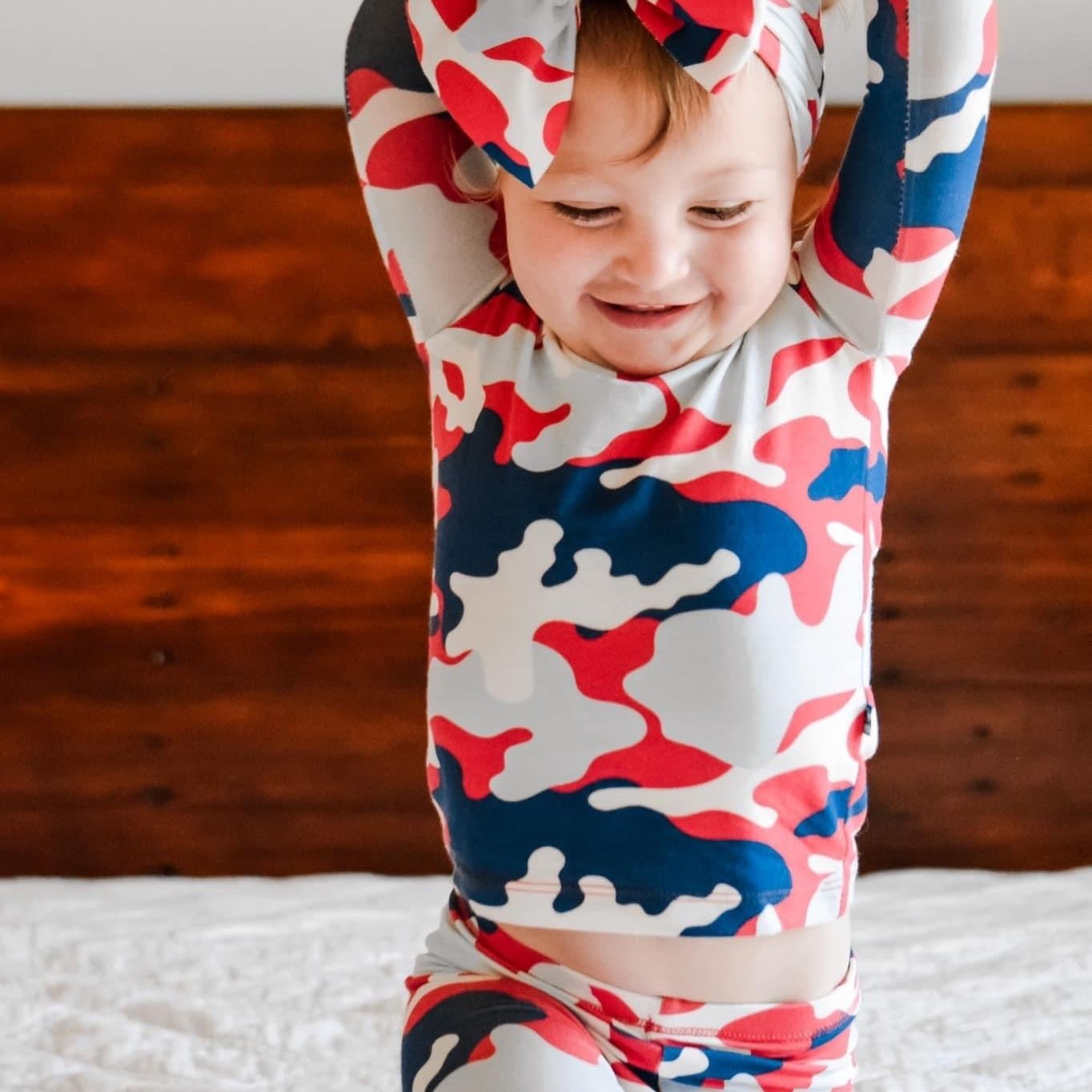 FLAG RED MILITARY PRINT  LUXE BOW