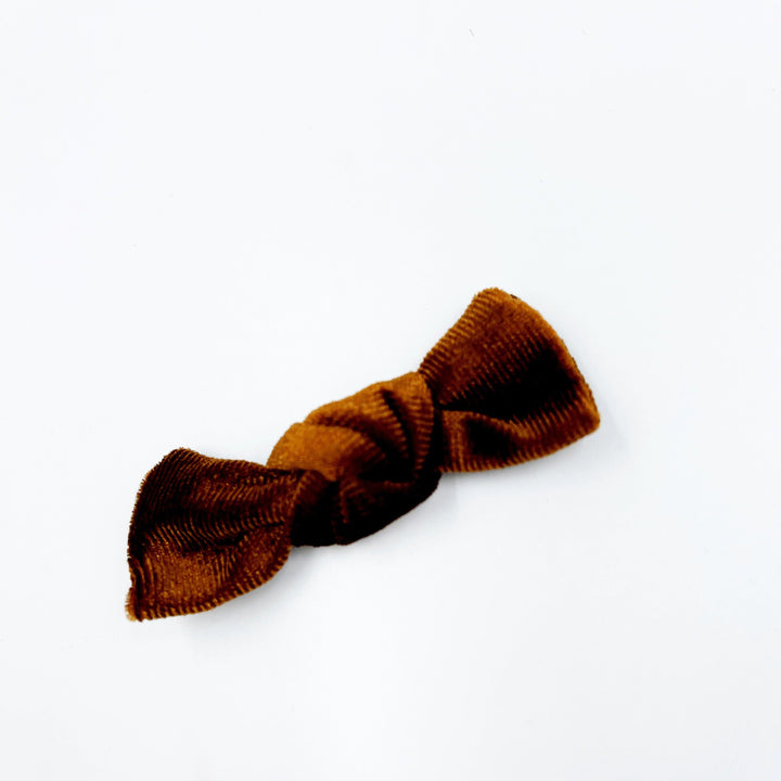 LITTLE KNOTTY BOW VELVET CLIP
