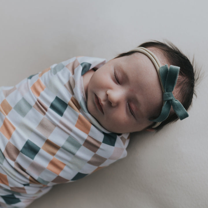 Neutral Checkered Swaddle Blanket Set