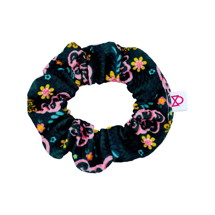 Free Hugs Scrunchie