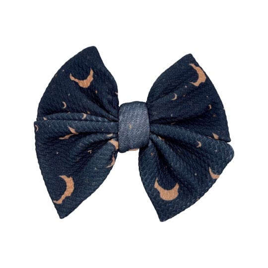 Fancy Butterfly Bow - Crescent Moon